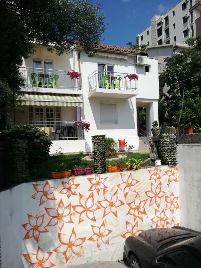 Guest House Vila Bak Μπούντβα Εξωτερικό φωτογραφία
