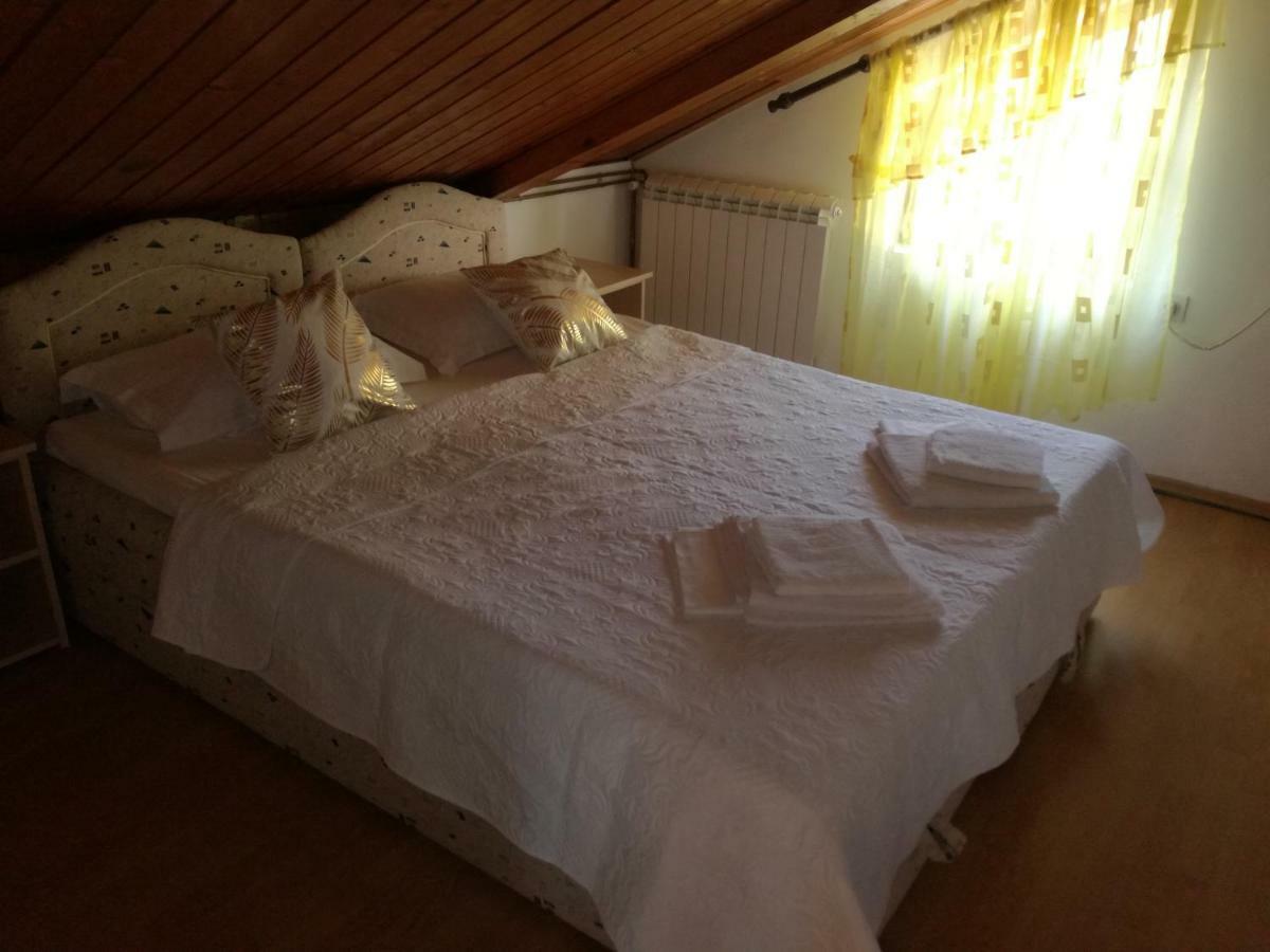 Guest House Vila Bak Μπούντβα Εξωτερικό φωτογραφία